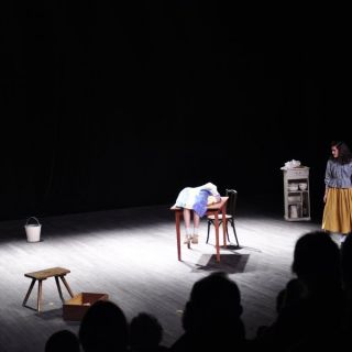 020-juste_une_cachette.jpg