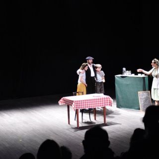 043-juste_une_cachette.jpg