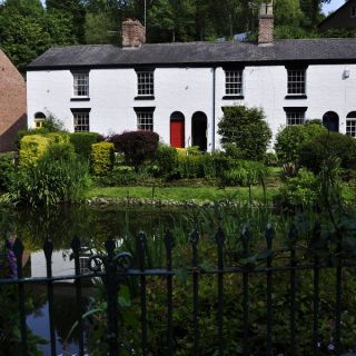 011-lymm.jpg