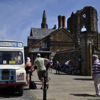 029-whitby.jpg